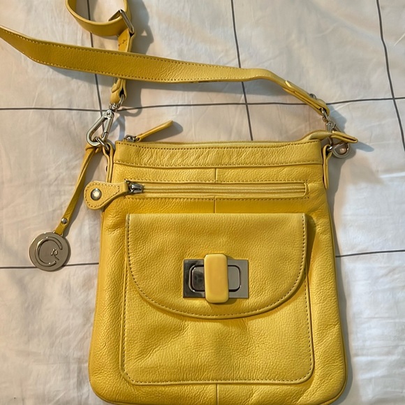 Cynthia Rowley yellow leather crossbody purse - Picture 3 of 12